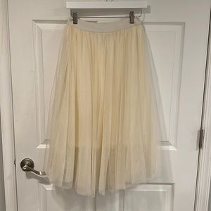ESLEY tulle midi skirt. From MORNING LAVENDER. Size small